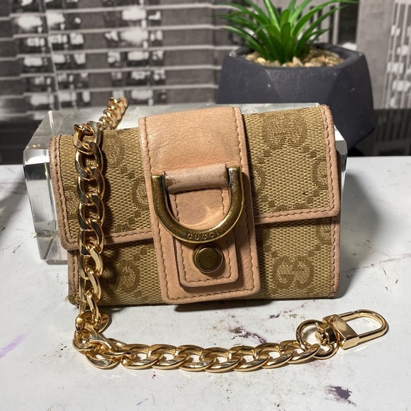 Authentic Gucci GG Key Case - Picture 2 of 16